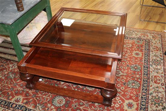 A coffee display table W.104cm